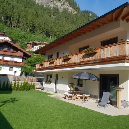 Eberl Apartment *
